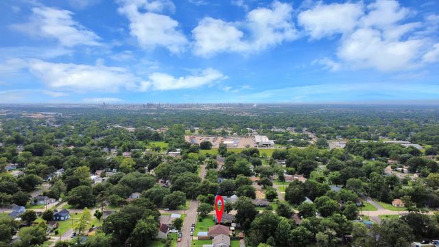 702 Ruth Street, Baytown, TX 77520