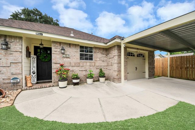 702 Ruth Street, Baytown, TX 77520