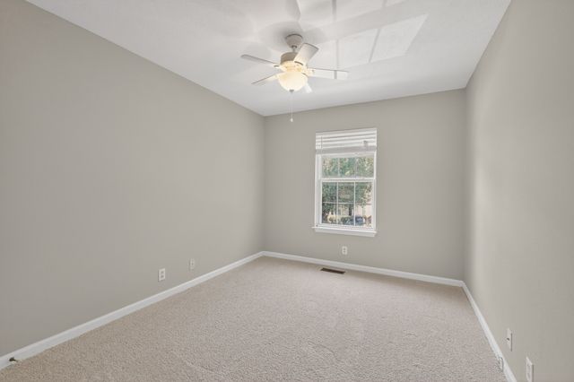 306 Shoshone Pl, Murfreesboro, TN 37128