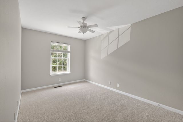 306 Shoshone Pl, Murfreesboro, TN 37128