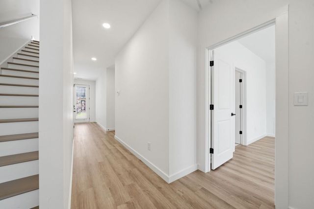 1066 Glen Opal Drive, Decatur, GA 30032