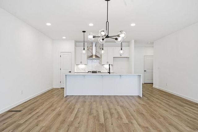 1066 Glen Opal Drive, Decatur, GA 30032