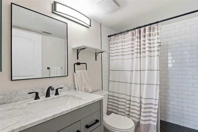 2424 W TAMPA BAY BOULEVARD M404, Tampa, FL 33607