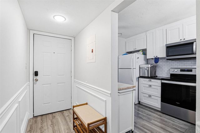 2424 W TAMPA BAY BOULEVARD M404, Tampa, FL 33607