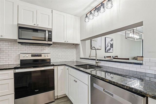 2424 W TAMPA BAY BOULEVARD M404, Tampa, FL 33607