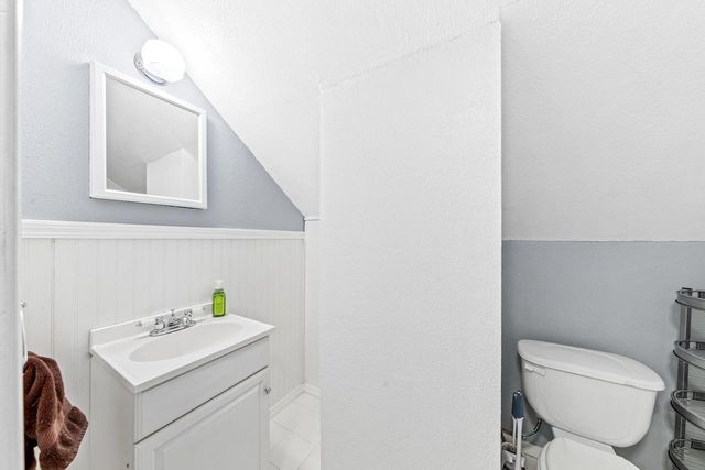 2560 64th STREET, Milwaukee, WI 53219