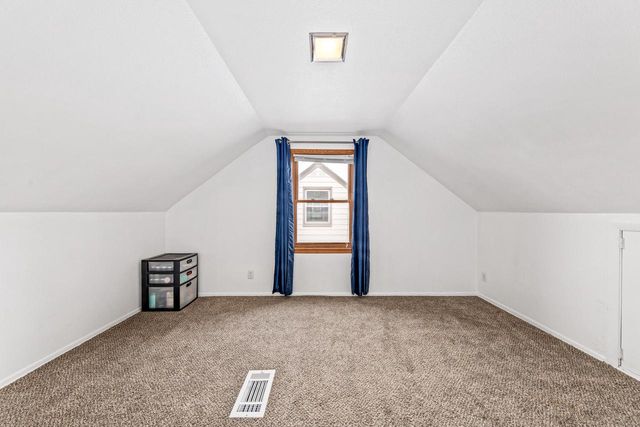2560 64th STREET, Milwaukee, WI 53219