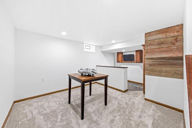2560 64th STREET, Milwaukee, WI 53219
