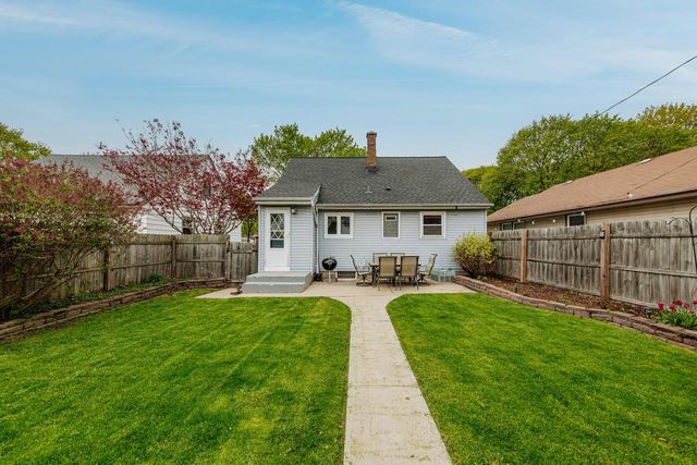 2560 64th STREET, Milwaukee, WI 53219