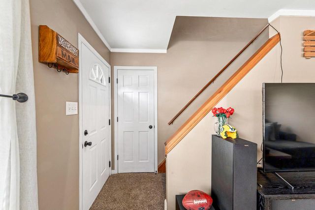 2560 64th STREET, Milwaukee, WI 53219