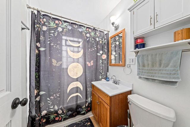 2560 64th STREET, Milwaukee, WI 53219