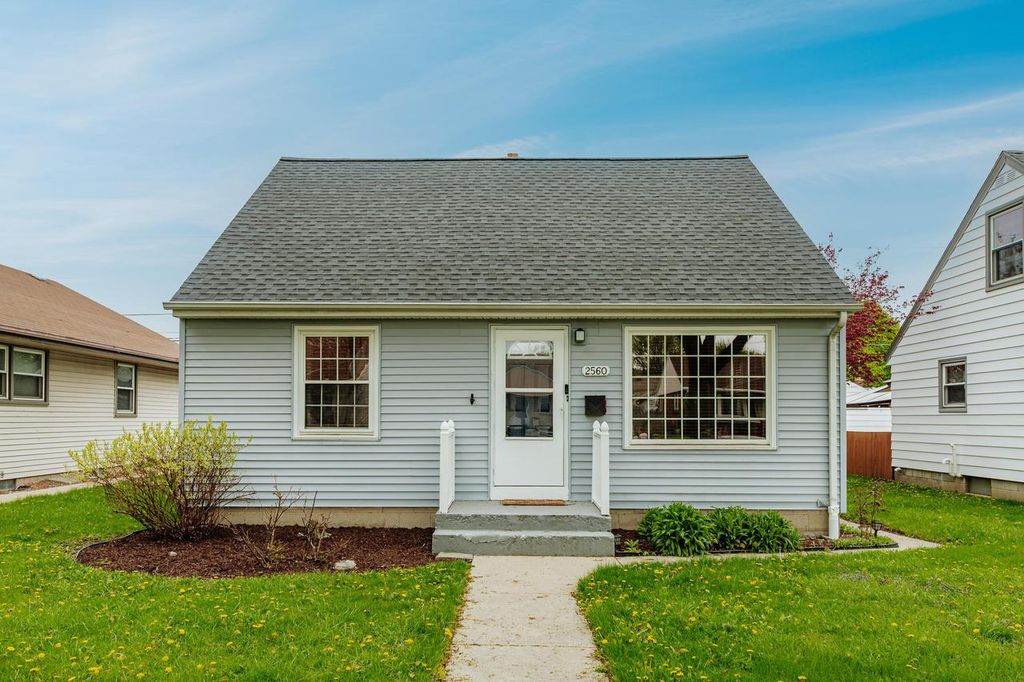 2560 64th STREET, Milwaukee, WI 53219