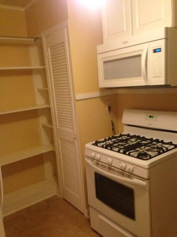 3830 W 6th Street 1, Fort Worth, TX 76107