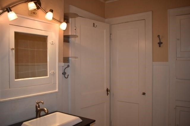 3830 W 6th Street 1, Fort Worth, TX 76107