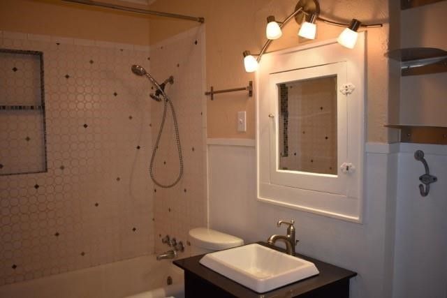 3830 W 6th Street 1, Fort Worth, TX 76107