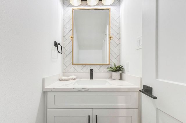 1922 Hoskins Drive, Houston, TX 77080