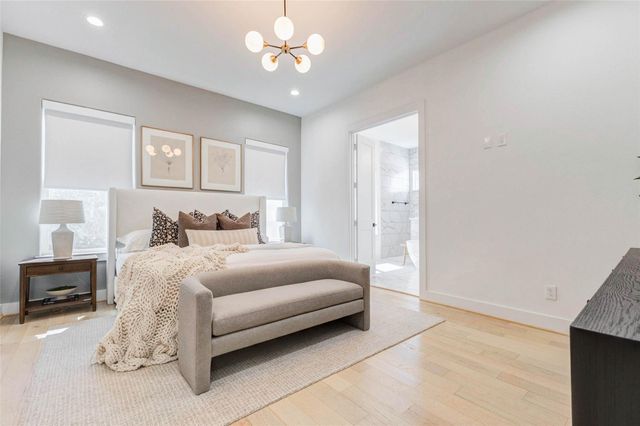 1922 Hoskins Drive, Houston, TX 77080