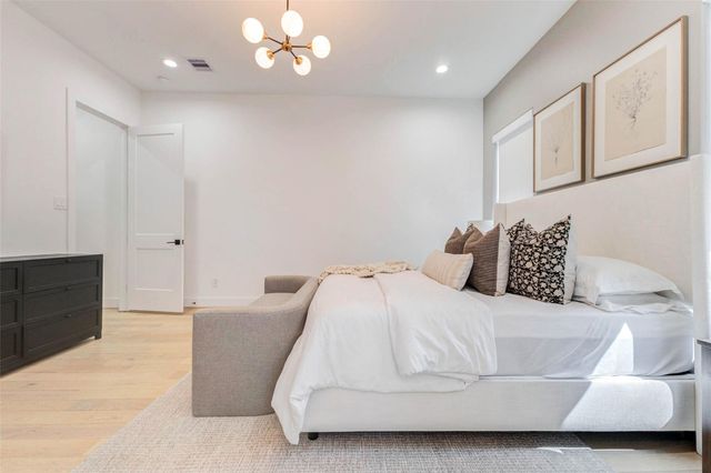 1922 Hoskins Drive, Houston, TX 77080