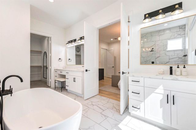 1922 Hoskins Drive, Houston, TX 77080