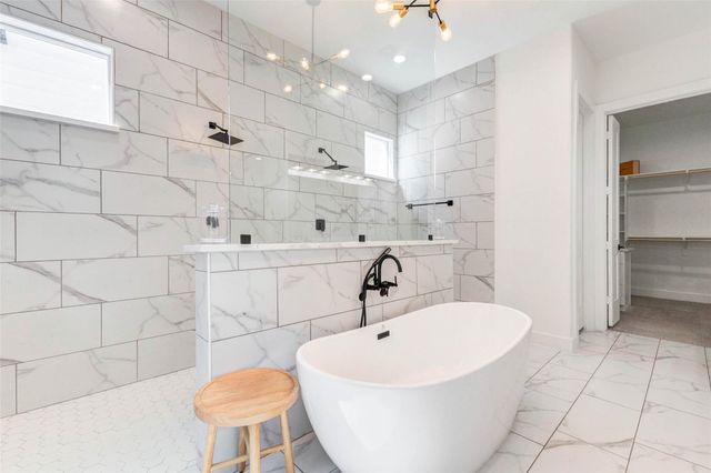 1922 Hoskins Drive, Houston, TX 77080