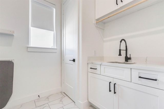 1922 Hoskins Drive, Houston, TX 77080