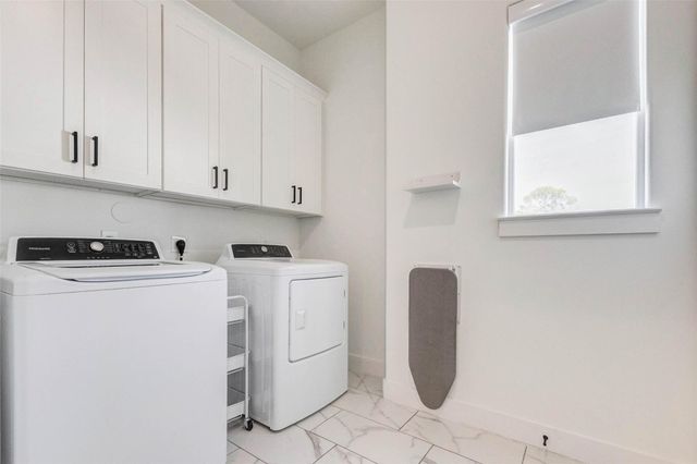 1922 Hoskins Drive, Houston, TX 77080