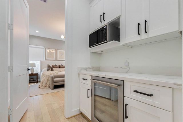 1922 Hoskins Drive, Houston, TX 77080