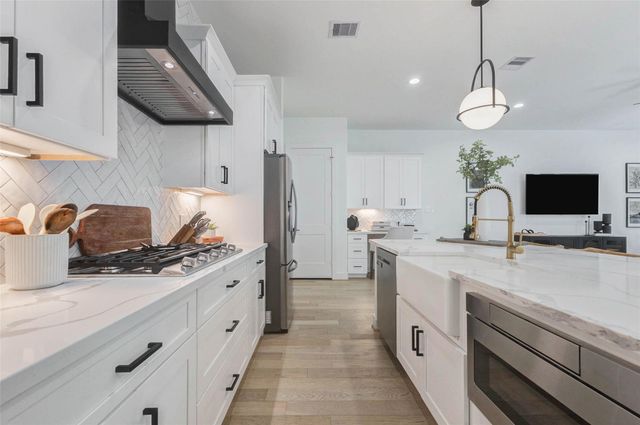 1922 Hoskins Drive, Houston, TX 77080