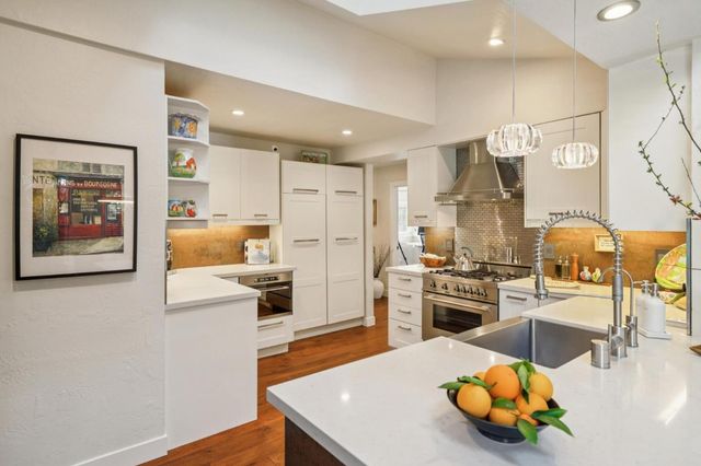 174 Villa Avenue, Los Gatos, CA 95030