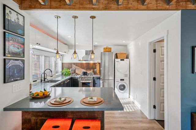 174 Villa Avenue, Los Gatos, CA 95030