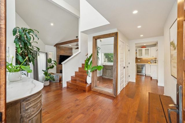 174 Villa Avenue, Los Gatos, CA 95030