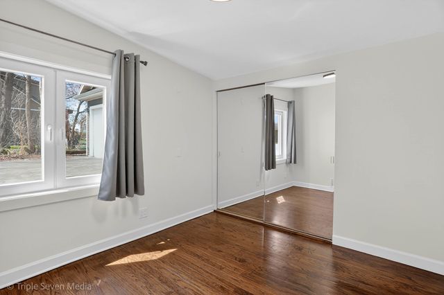 132 Harvey Avenue, Wood Dale, IL 60191