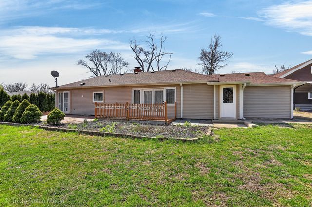 132 Harvey Avenue, Wood Dale, IL 60191