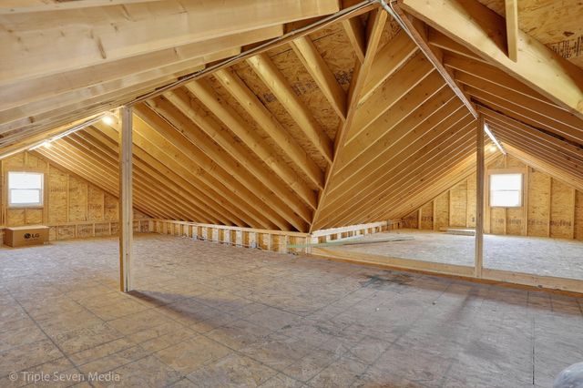 132 Harvey Avenue, Wood Dale, IL 60191