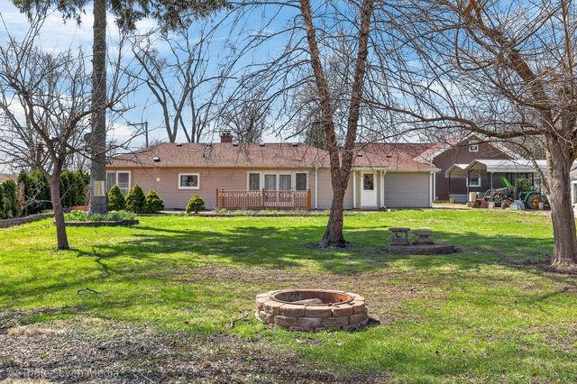 132 Harvey Avenue, Wood Dale, IL 60191