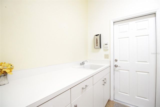 5717 NW 43RD ROAD, Gainesville, FL 32606