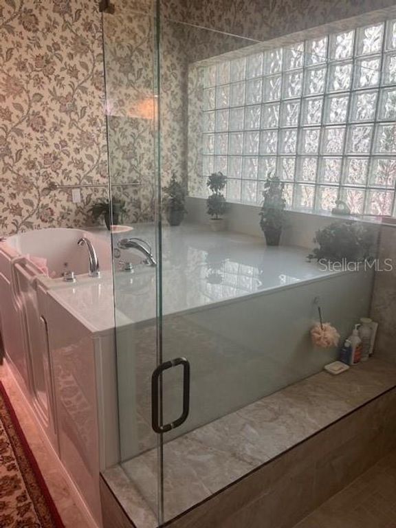 Image 25 of property listing at 5717 NW 43RD ROAD, Gainesville, FL 32606