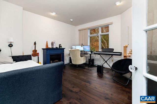 423 FOOTHILLS DR, Nellysford, VA 22958