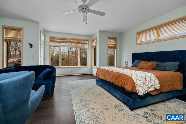 423 FOOTHILLS DR, Nellysford, VA 22958