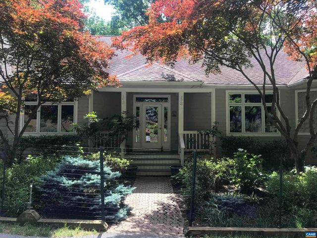 423 FOOTHILLS DR, Nellysford, VA 22958