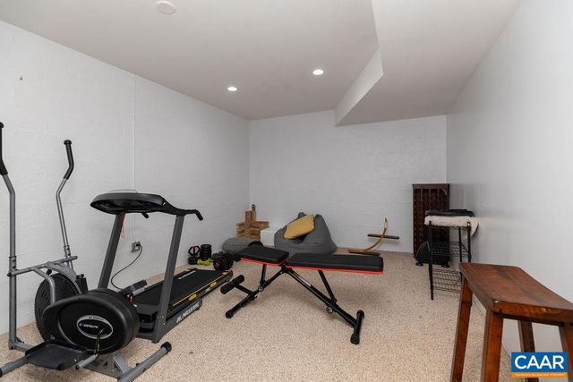 423 FOOTHILLS DR, Nellysford, VA 22958