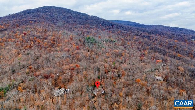 423 FOOTHILLS DR, Nellysford, VA 22958