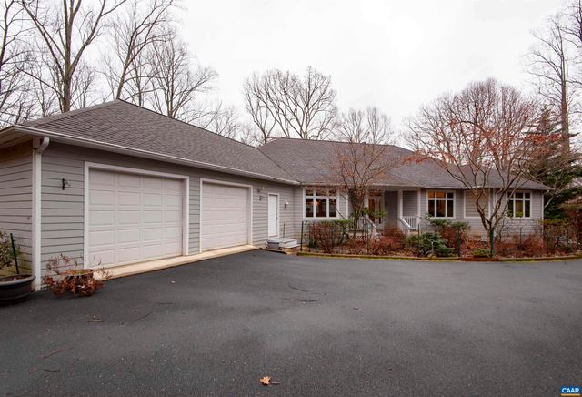 423 FOOTHILLS DR, Nellysford, VA 22958