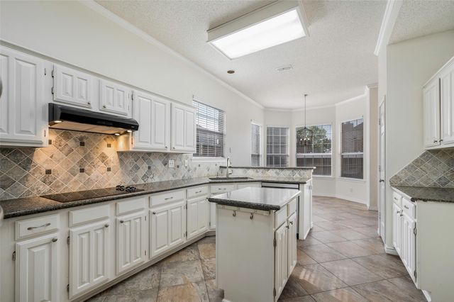 1421 Charlotte Way, Carrollton, TX 75007