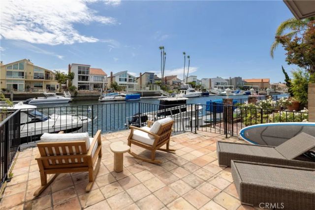16068 Bonaire, Huntington Beach, CA 92649