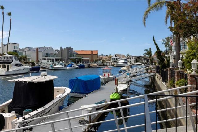 16068 Bonaire, Huntington Beach, CA 92649