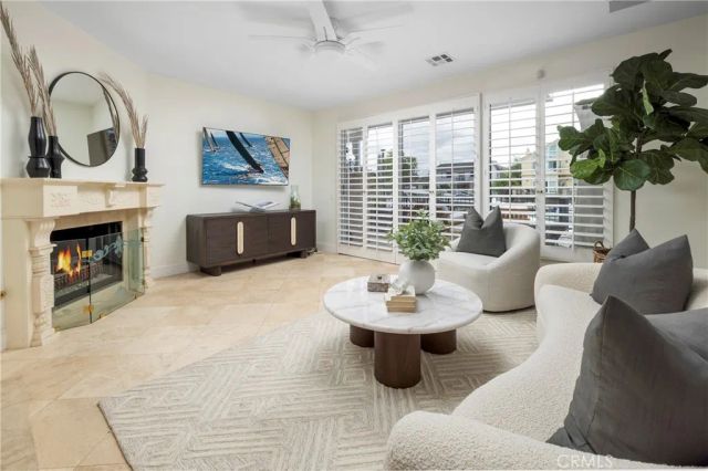16068 Bonaire, Huntington Beach, CA 92649