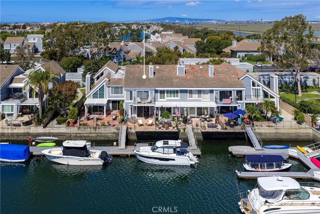 16068 Bonaire, Huntington Beach, CA 92649