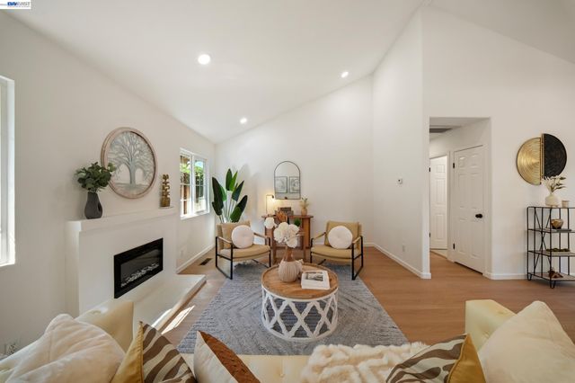 41519 Erma, Fremont, CA 94539