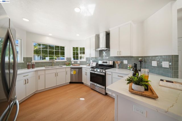 41519 Erma, Fremont, CA 94539